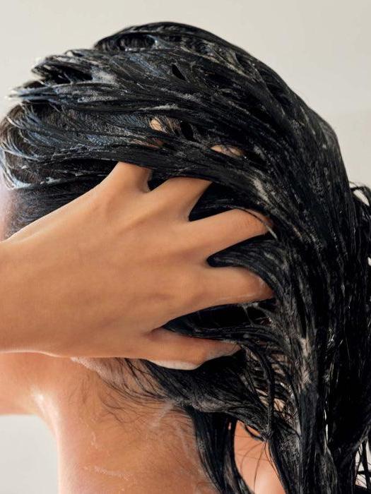 Salmon Pullkeratin Centella Hair Shampoo