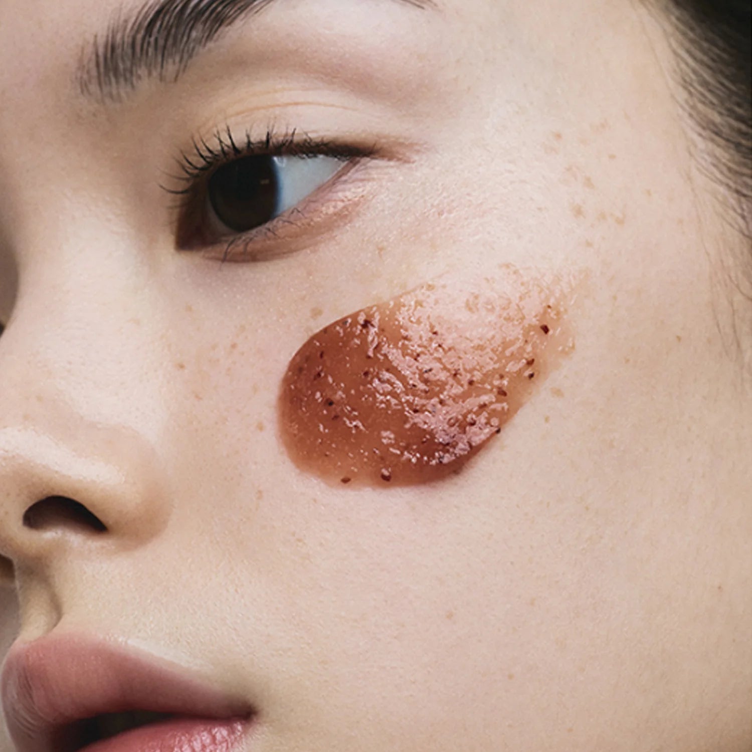 Red Bean Retinol Pore Peel To Foam