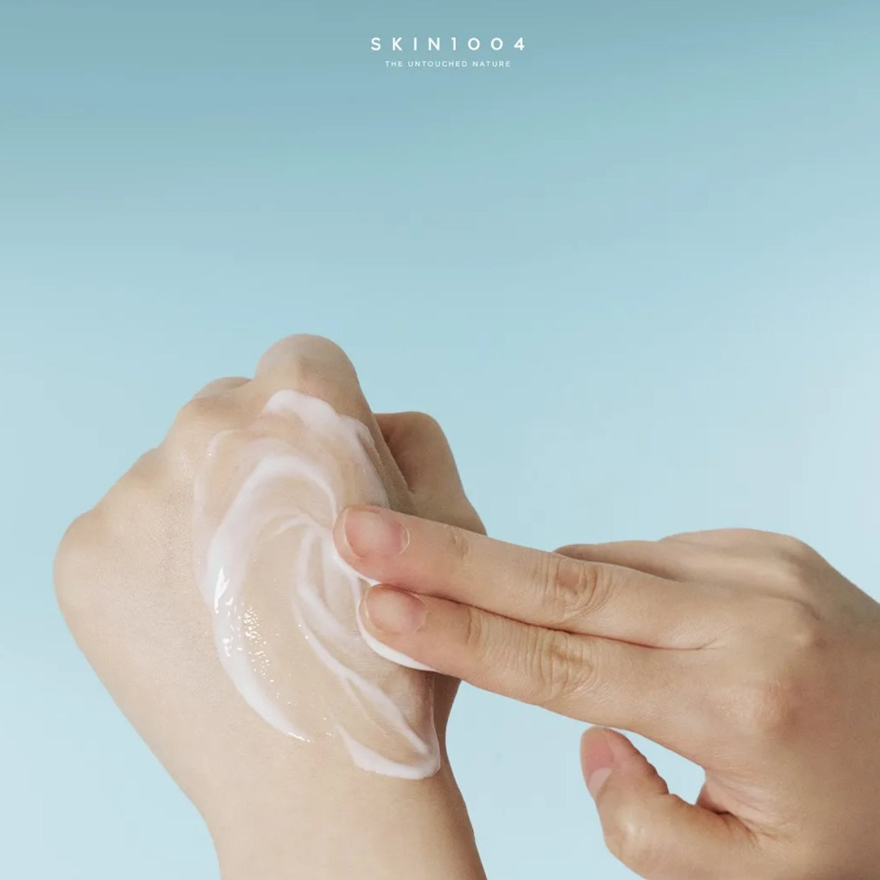 Madagascar Centella Hyalu-Cica Gentle Cleansing Milk