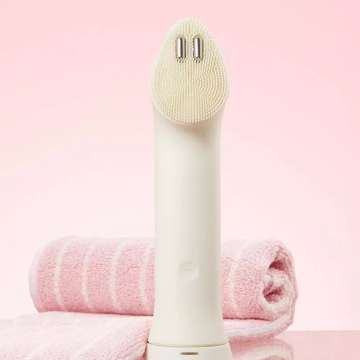 AGE-R Booster Facial Cleansing Device Head Beige
