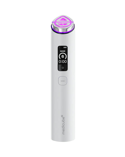 medicube AGE-R Booster Pro X2 White Beauty-Device auf weissem Hintergrund
