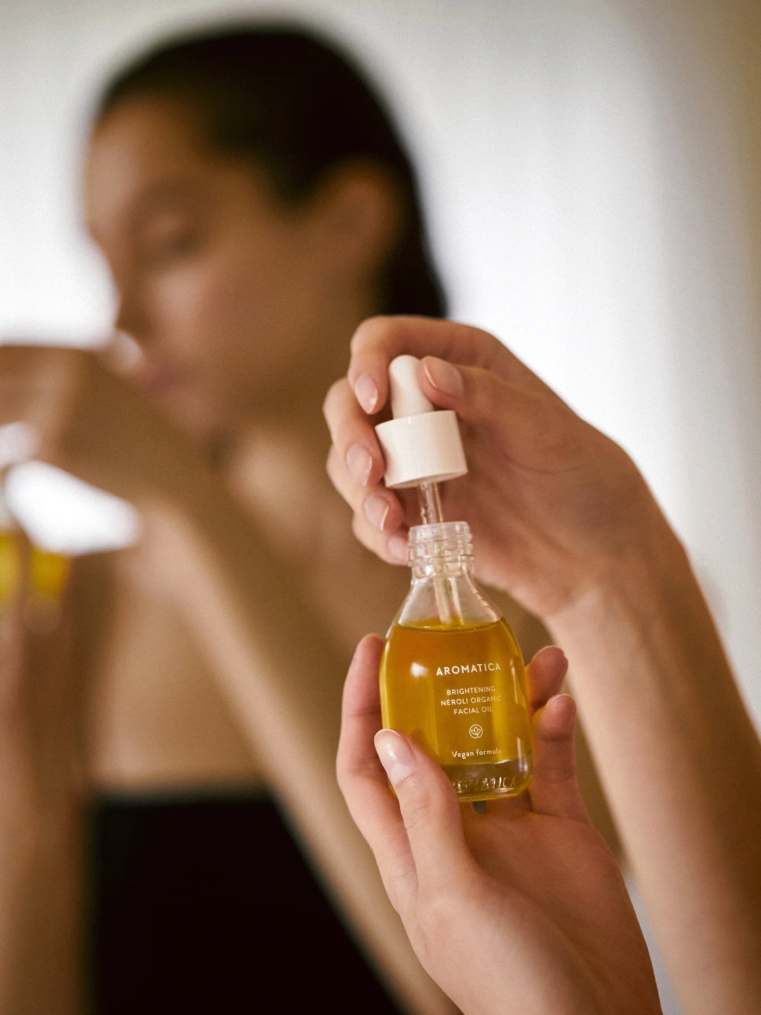 Organic Neroli Brightening Facial Oil [30ml]