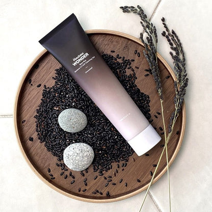 Black Rice Moisture 5.5 Soft Cleansing Gel [100ml]