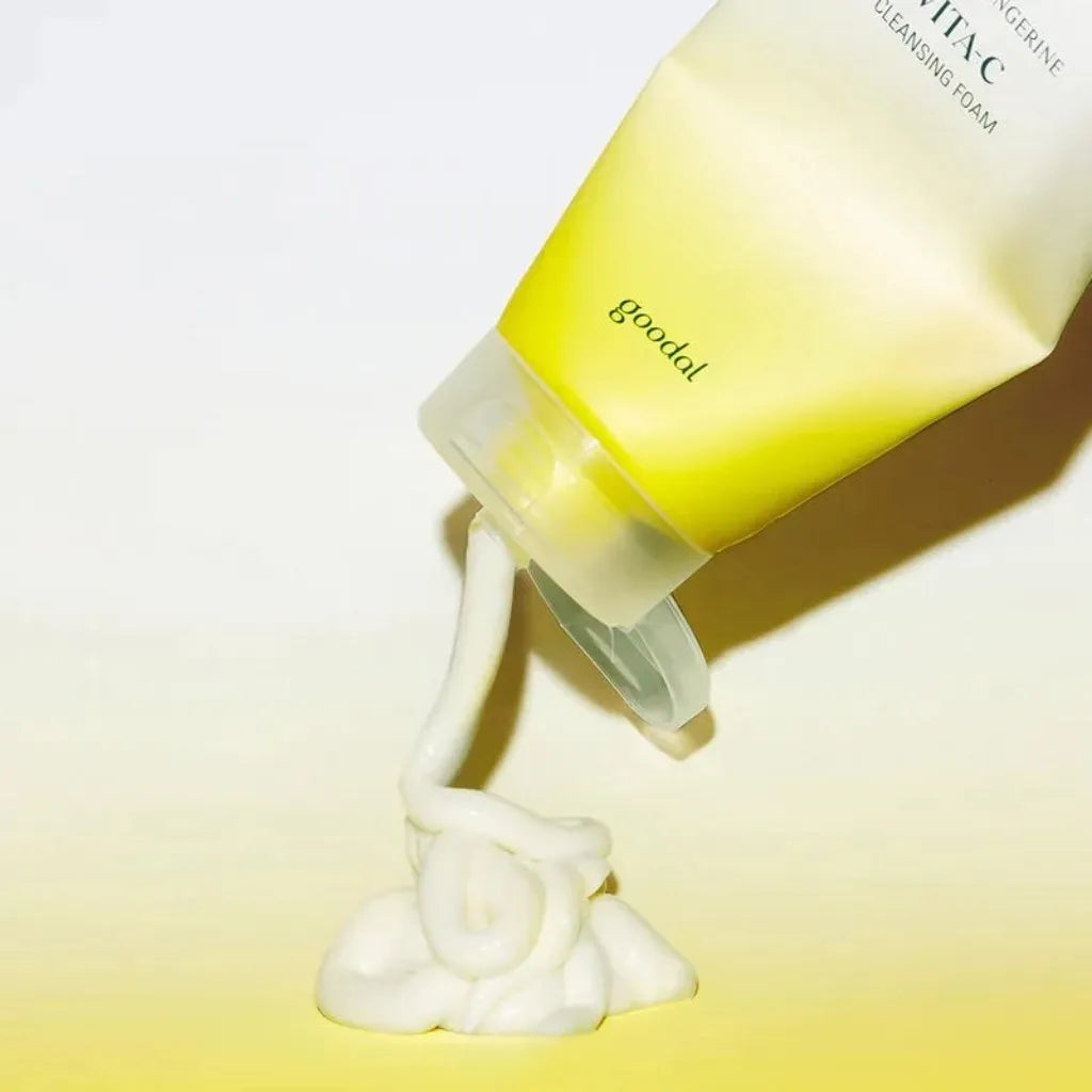 Green Tangerine Vita C Cleansing Foam [150ml]