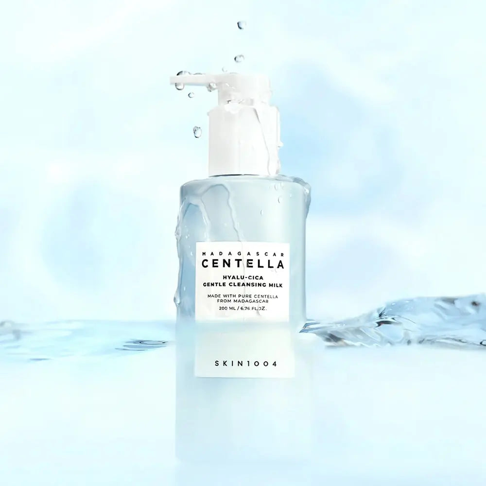 Madagascar Centella Hyalu-Cica Gentle Cleansing Milk [200ml]