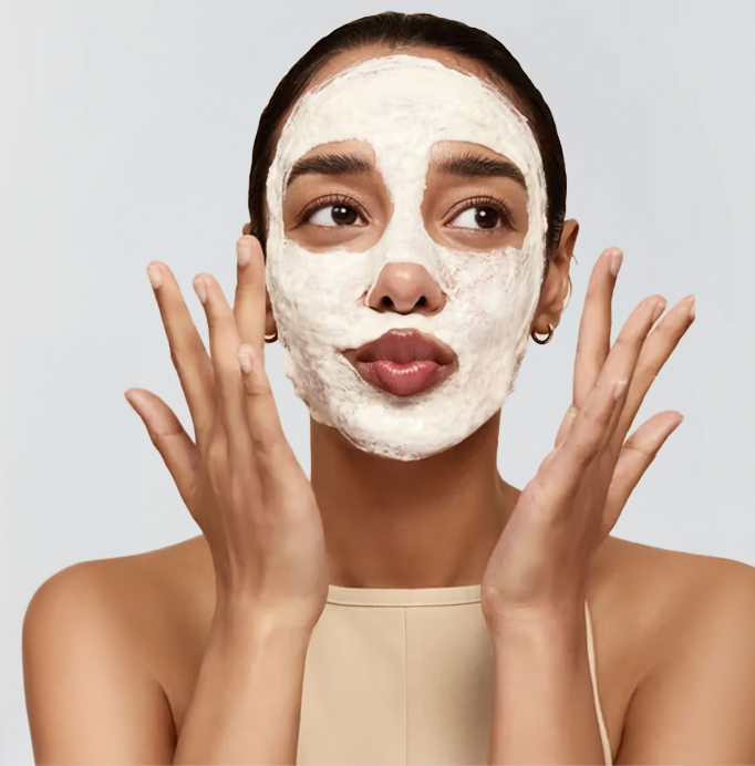 Koreanische Hautpflegeroutine mit Toner, Essenz, Serum und Maske – K-Beauty mit natürlichen Inhaltsstoffen wie Centella Asiatica und Schneckenschleim für gesunde, strahlende Haut.