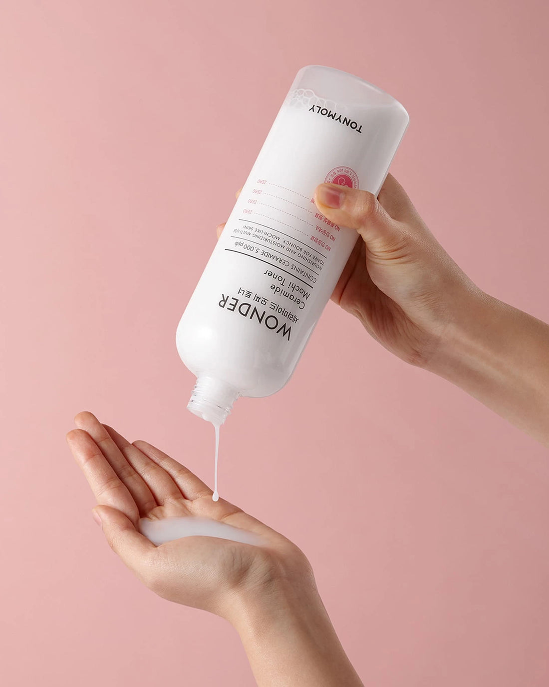 Wonder Ceramide Mochi Toner Pump